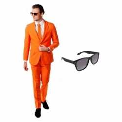 Oranje mannen carnavalsoutfit maat 46 (s) gratis zonnebril